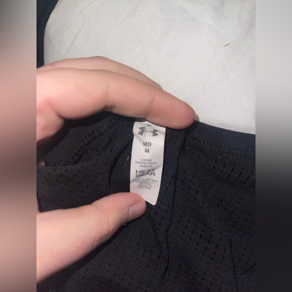 Black Under Armour shirt - Picture 3 of 3